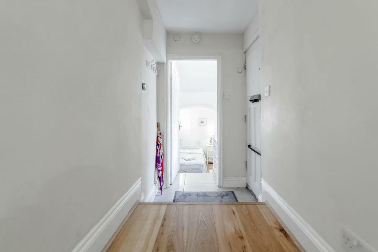 3 Bedroom Garden Flat - Central Location Londres Exterior foto