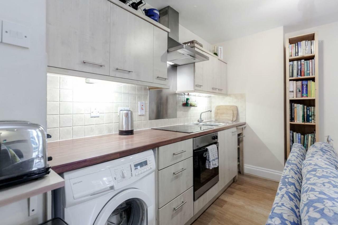 3 Bedroom Garden Flat - Central Location Londres Exterior foto